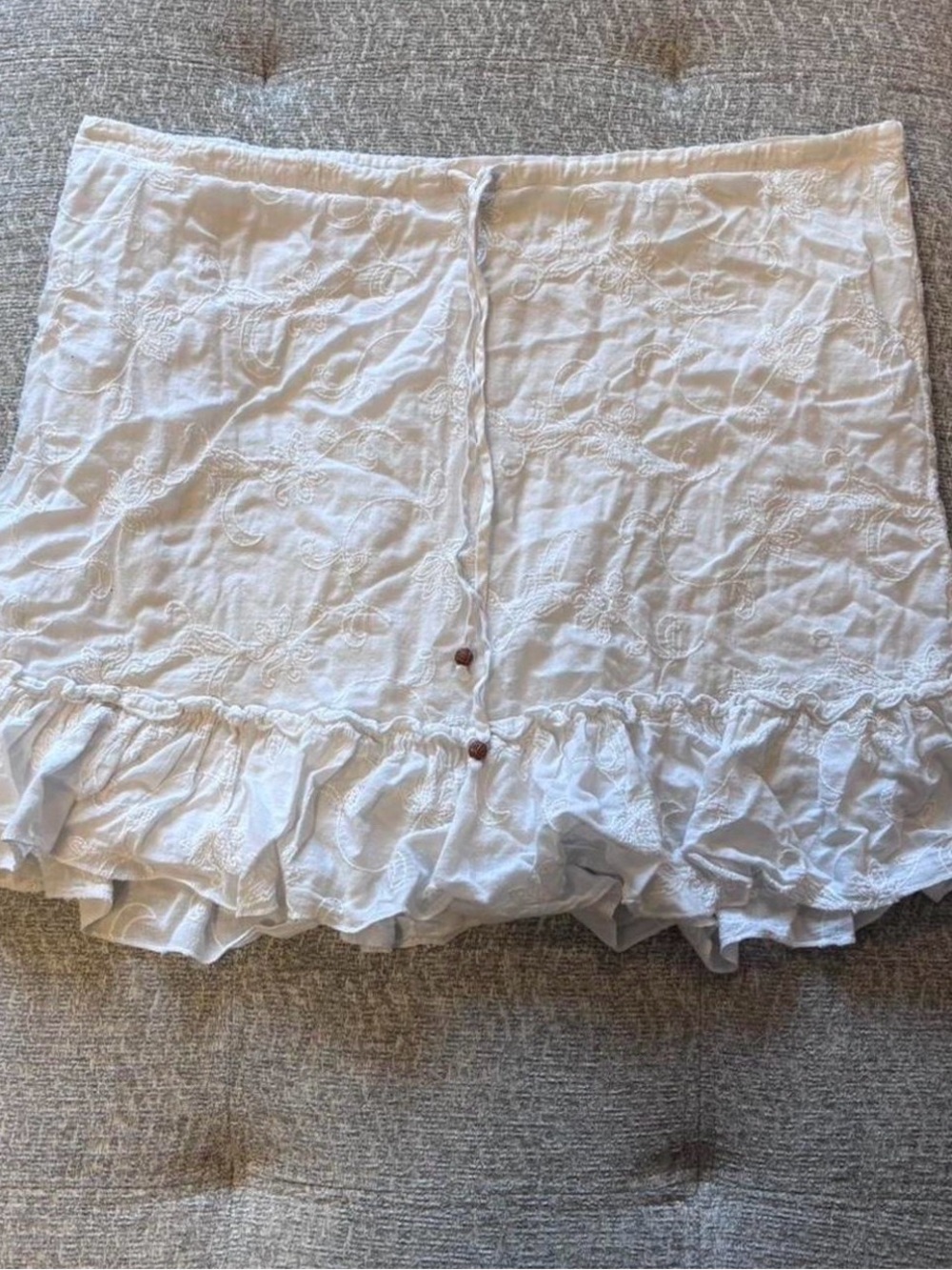 Charlotte Russe Vintage White Embroidered Ruffle Mini Skirt Drawstring